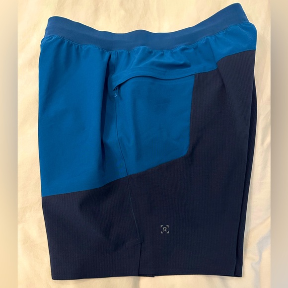 Lululemon Namaste at the beach shorts - Picture 8 of 8